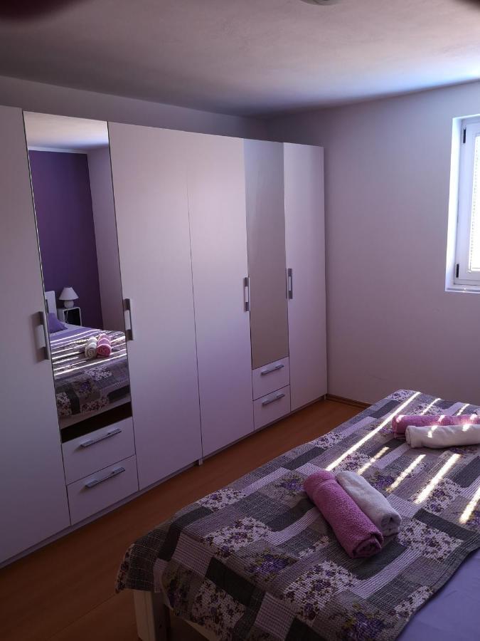 Apartment Lorena 希贝尼克 外观 照片